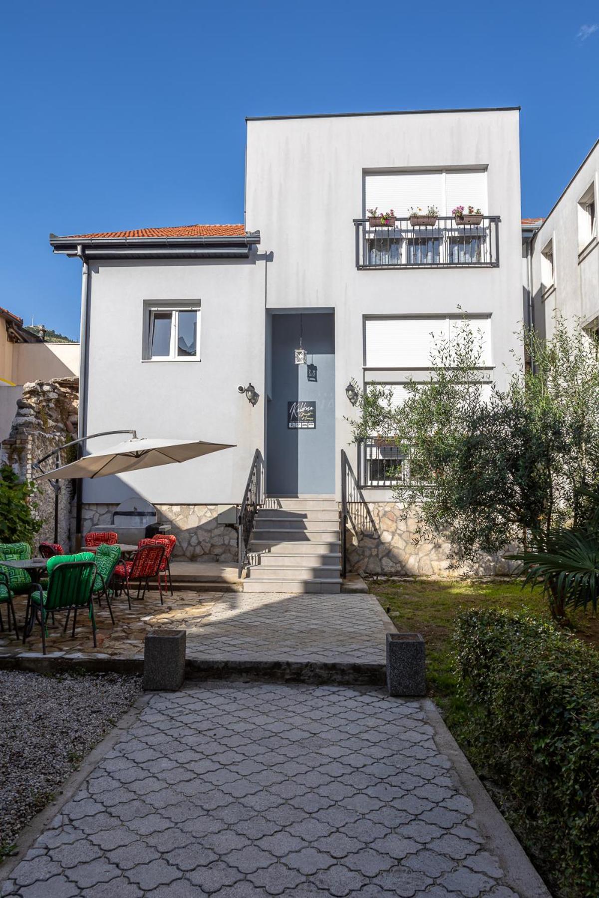 Kaldrma Guesthouse Mostar Bagian luar foto